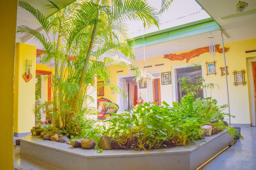 Shammie Guest House Hikkaduwa Exterior foto