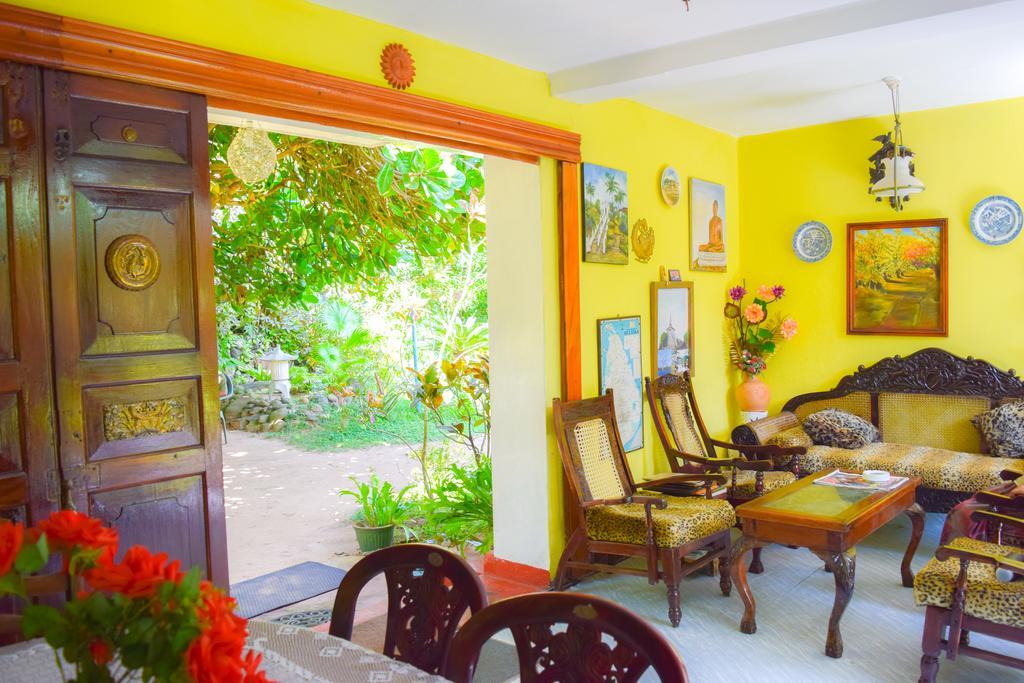 Shammie Guest House Hikkaduwa Exterior foto